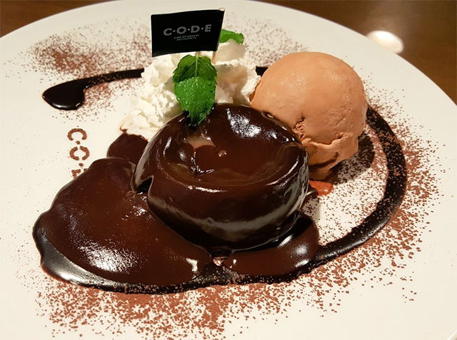 รีวิว-Work-Space-ที่นั่งทำงานพร้อม-WIFI-ฟรี!!-ที่ร้าน-C.O.D.E-คาเฟ่ขนมหวาน-@terminal21
